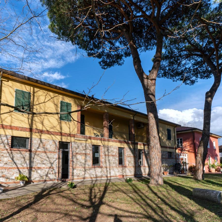 Fattoria Battilana Guest House Marina Di Carrara Exterior photo